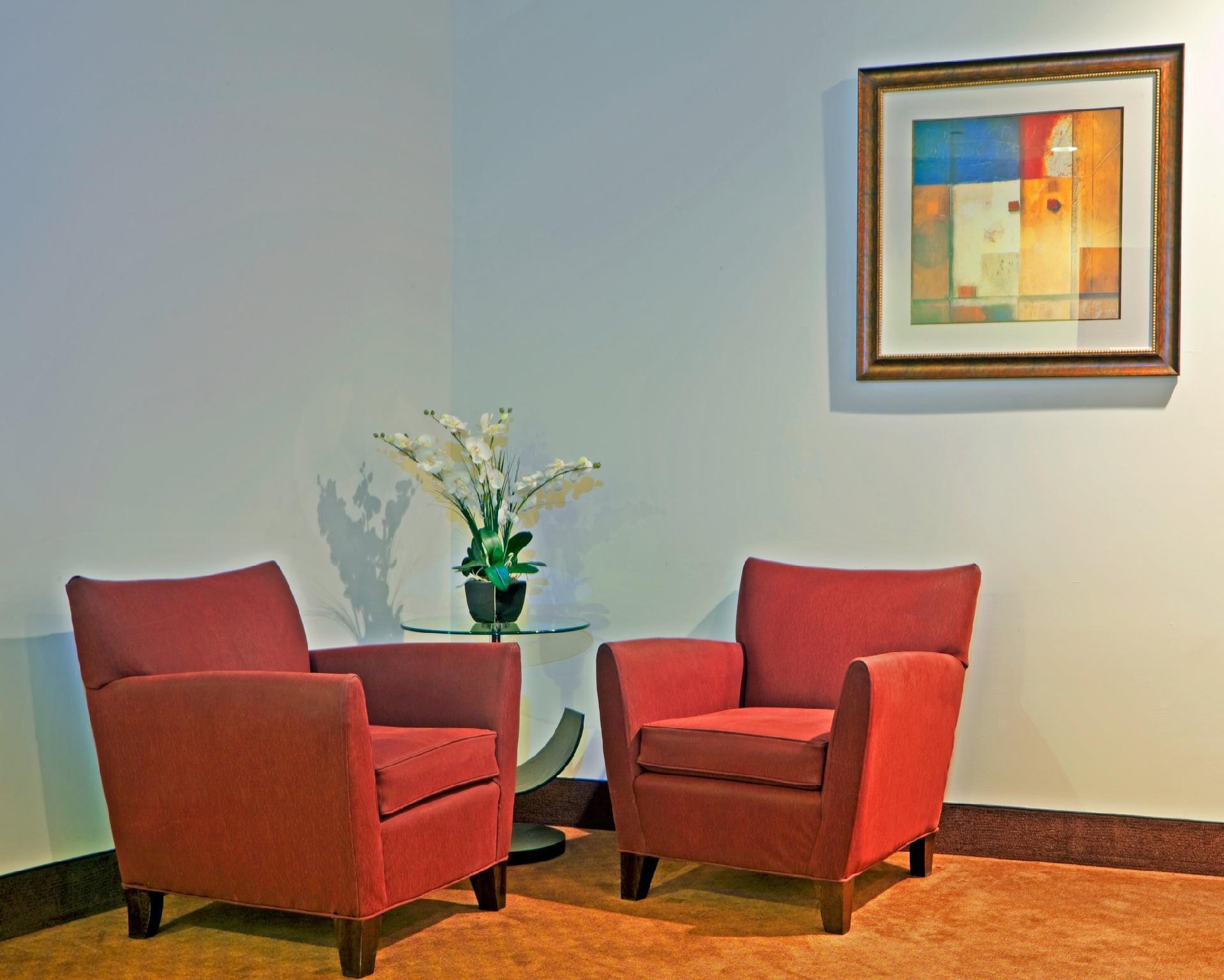 - Belton By Ihg Hotel