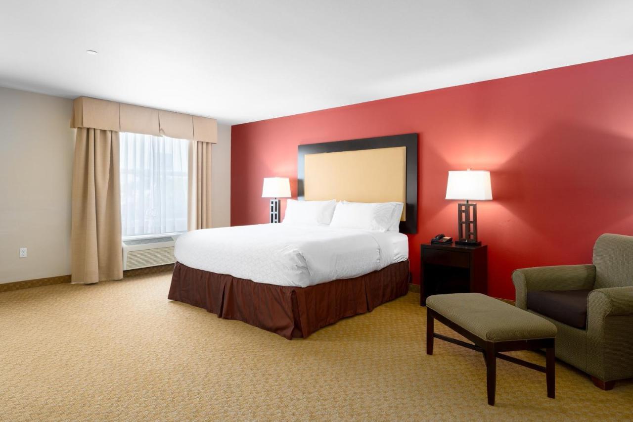 - Belton By Ihg Hotel