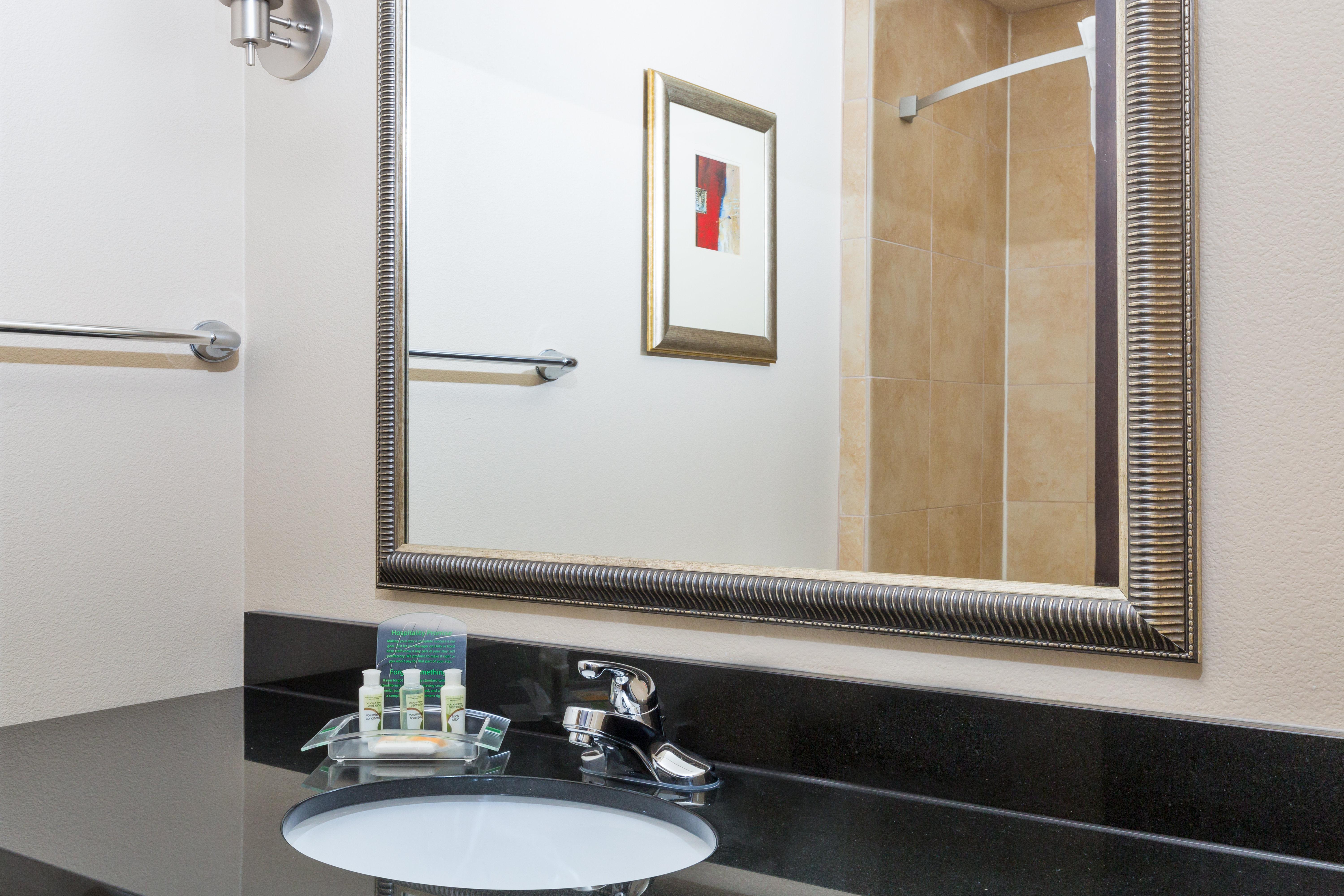 - Belton By Ihg Hotel 3*