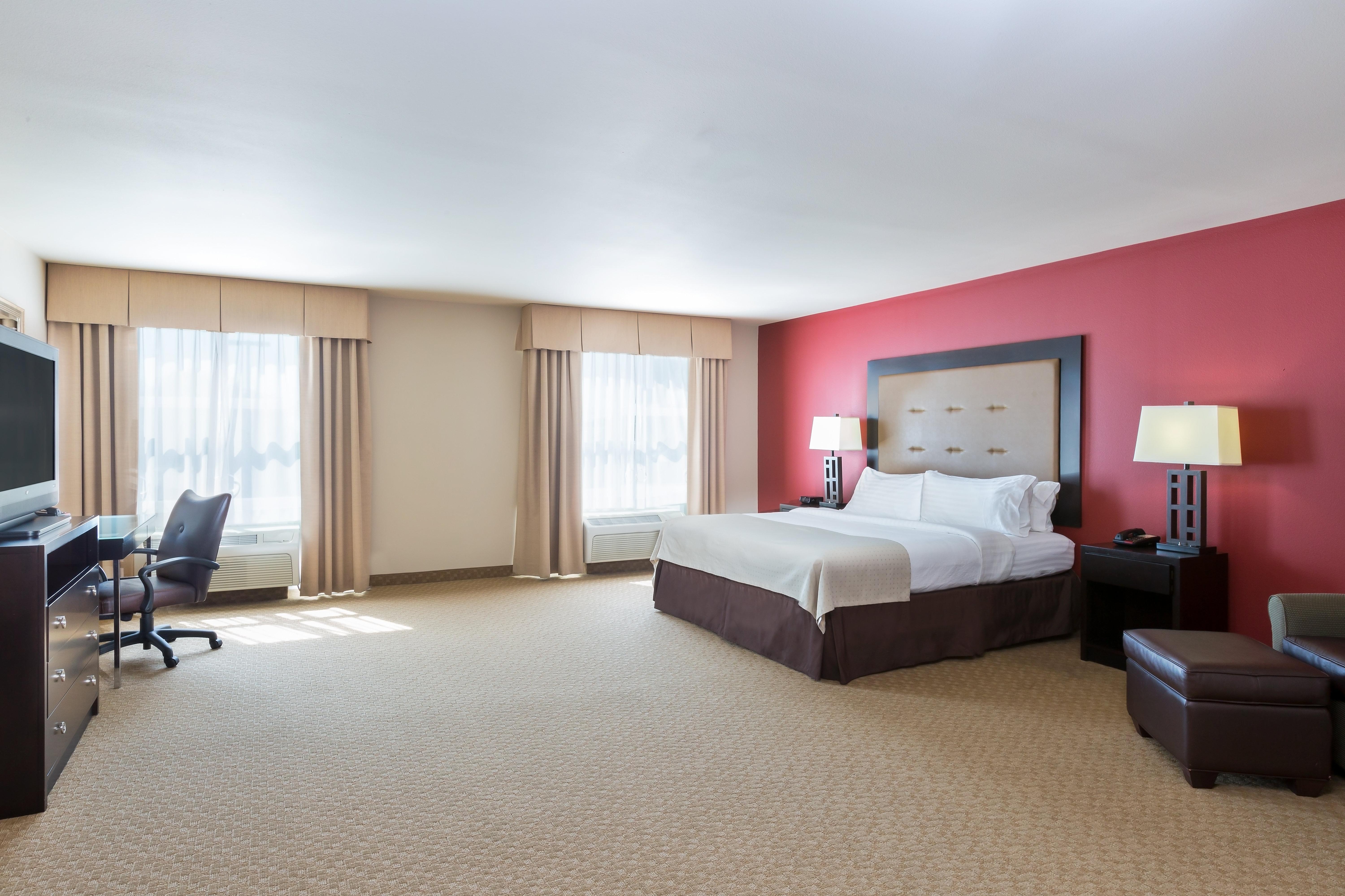 - Belton By Ihg Hotel 3*